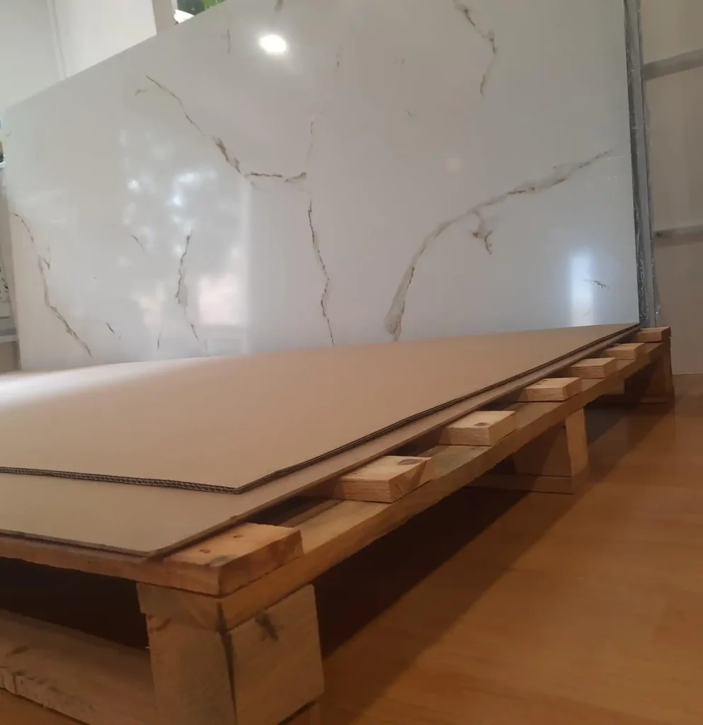 Placas de imitación de mármol embalajes y envíos